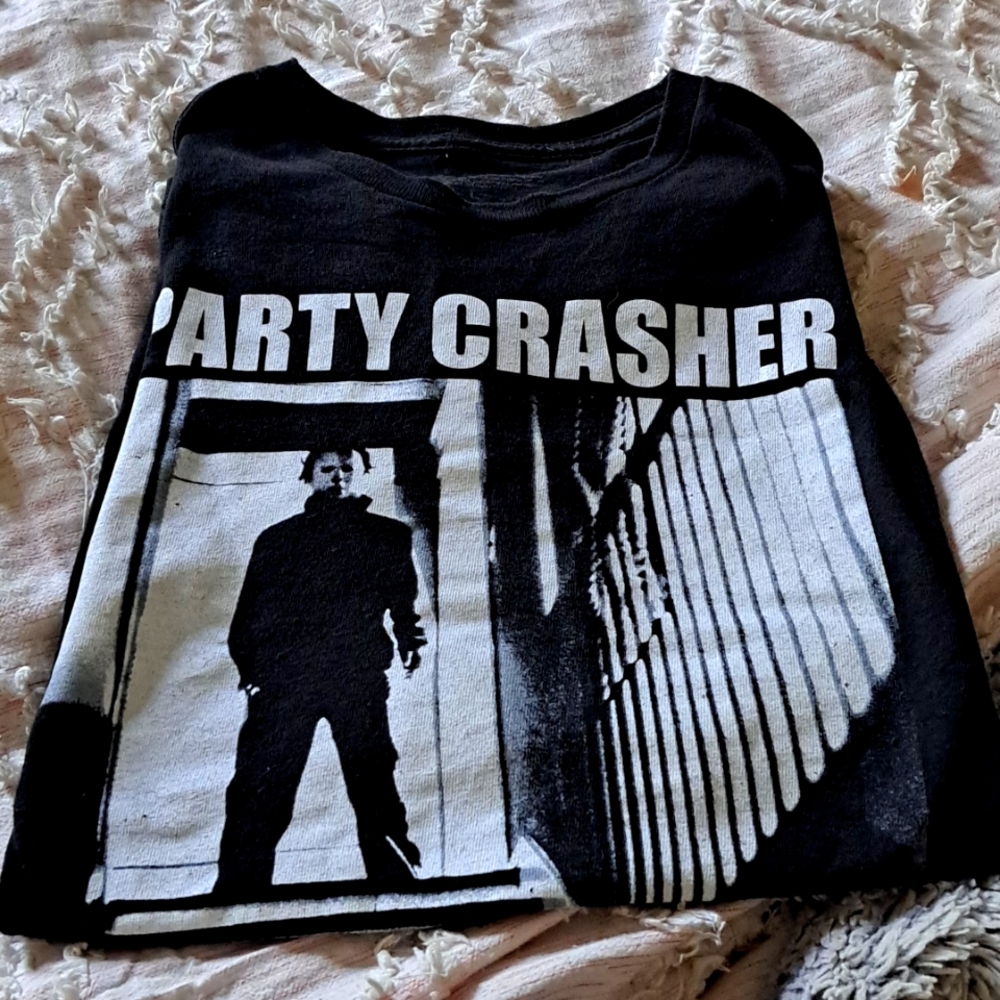 SLASHER TEE SIZE LARGE - Picture 1 of 1